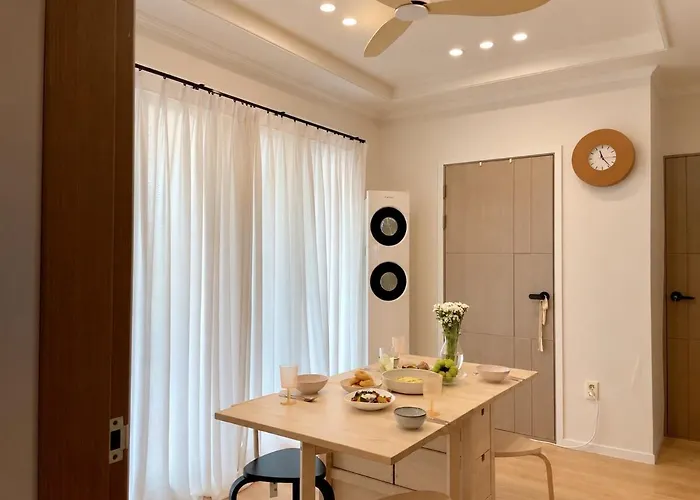 Maru Mansion Apartment *