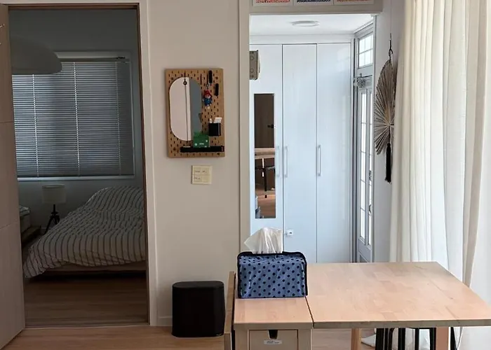 Apartment Maru Mansion